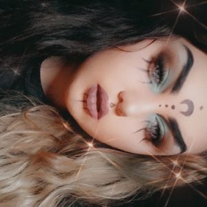 Meet your Posher, Riley